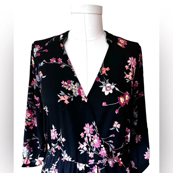 NWOT Lush Kendal Floral Faux Wrap Dress, Black Floral, Medium, fall colors - Picture 7 of 12